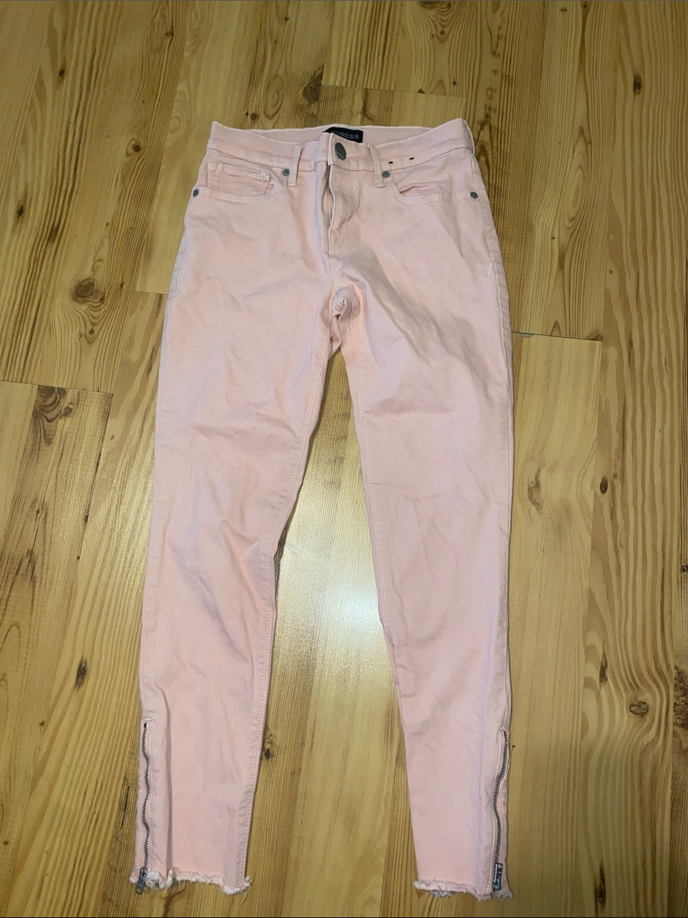 Express Soft Pink Skinny Jeans with Ankle Zippers